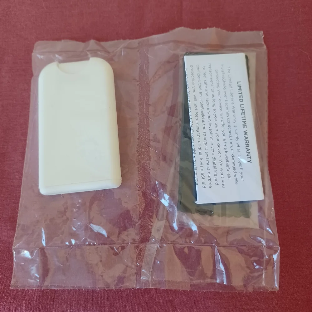 New Zagg Invisible Shield Applicator Kit NWT